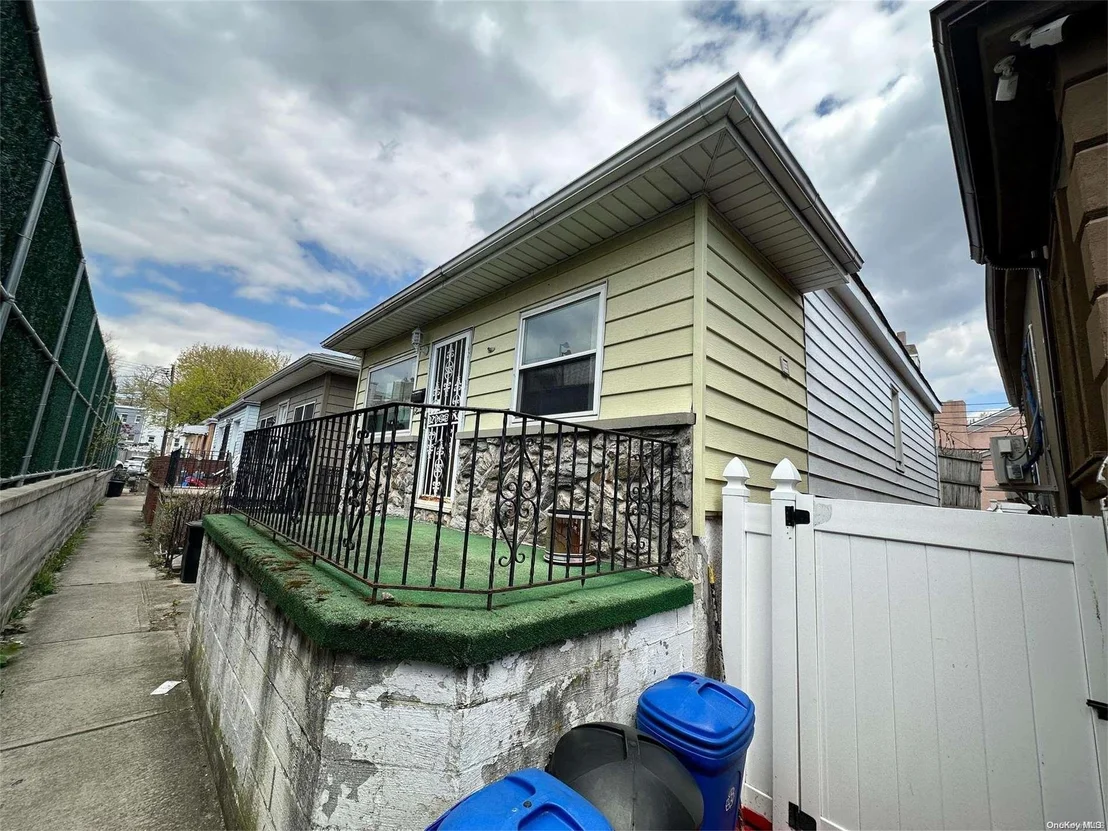 Photo of 7 Canda Avenue
