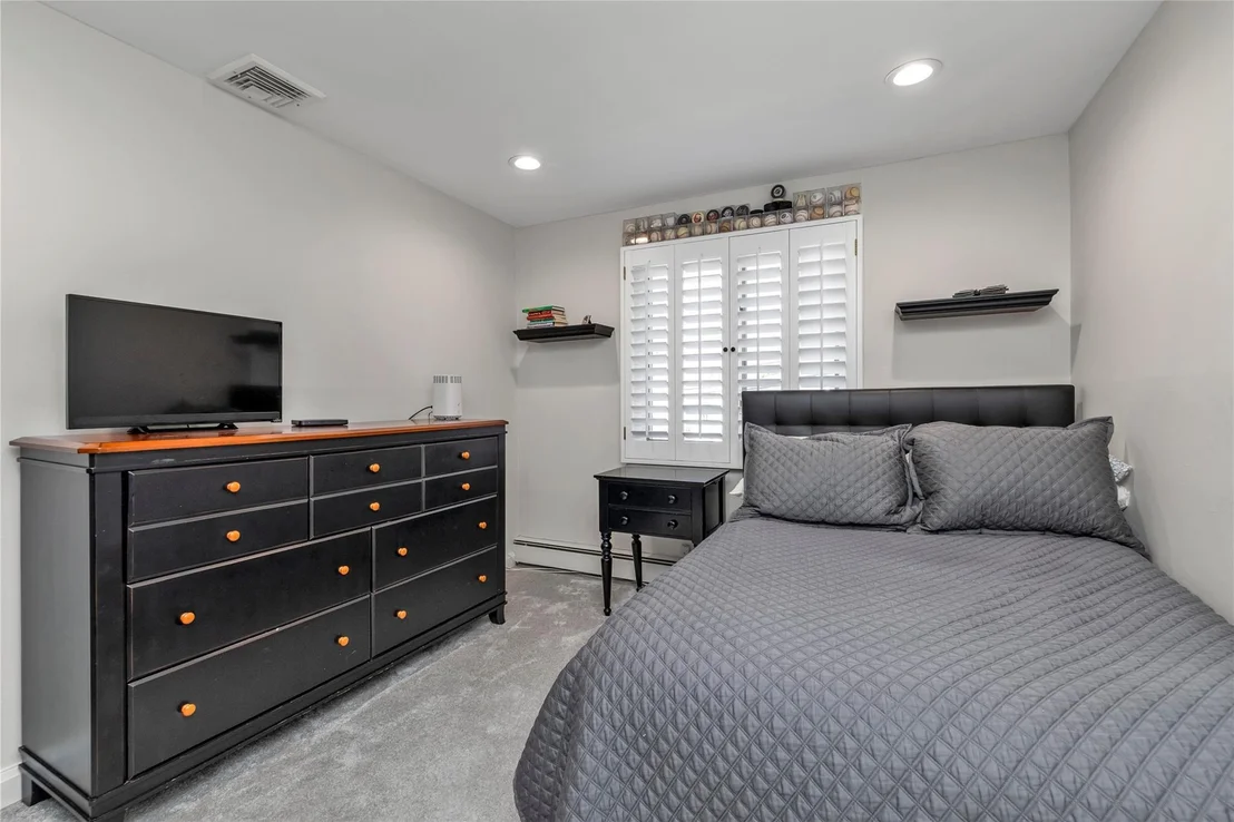 Photo of 2884 Joyce Lane