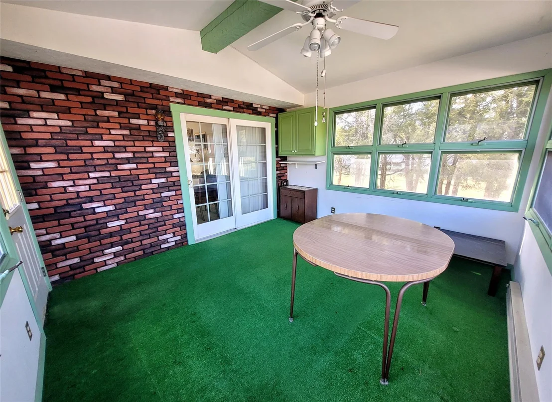 Photo of 2 Daisy Lane