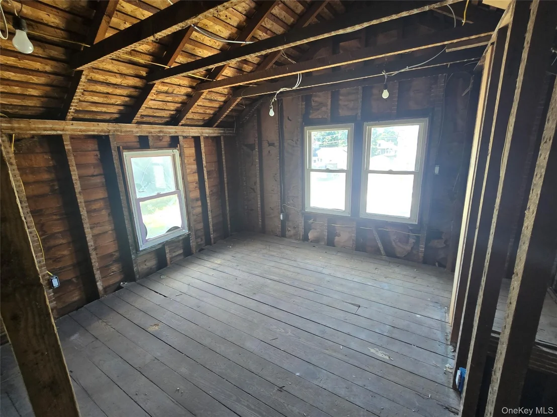 Photo of 31 Union Ave