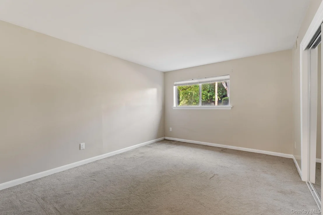Photo of Unit 813 at 26 Cooper Road