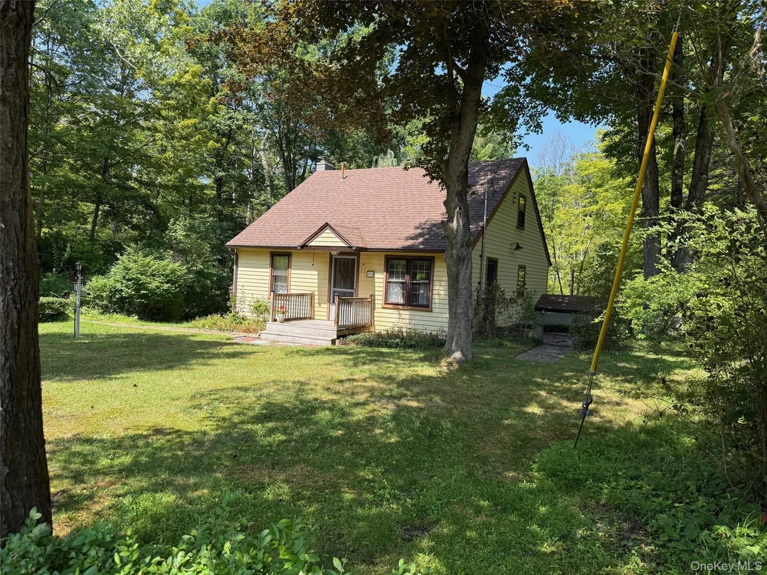 Photo of 472 Doodletown Road