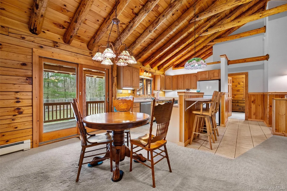 Photo of 563 Peenpack Trail