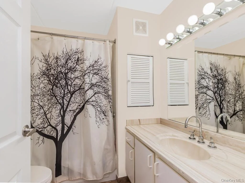 Photo of Unit 10121 at 121 Sunset Boulevard