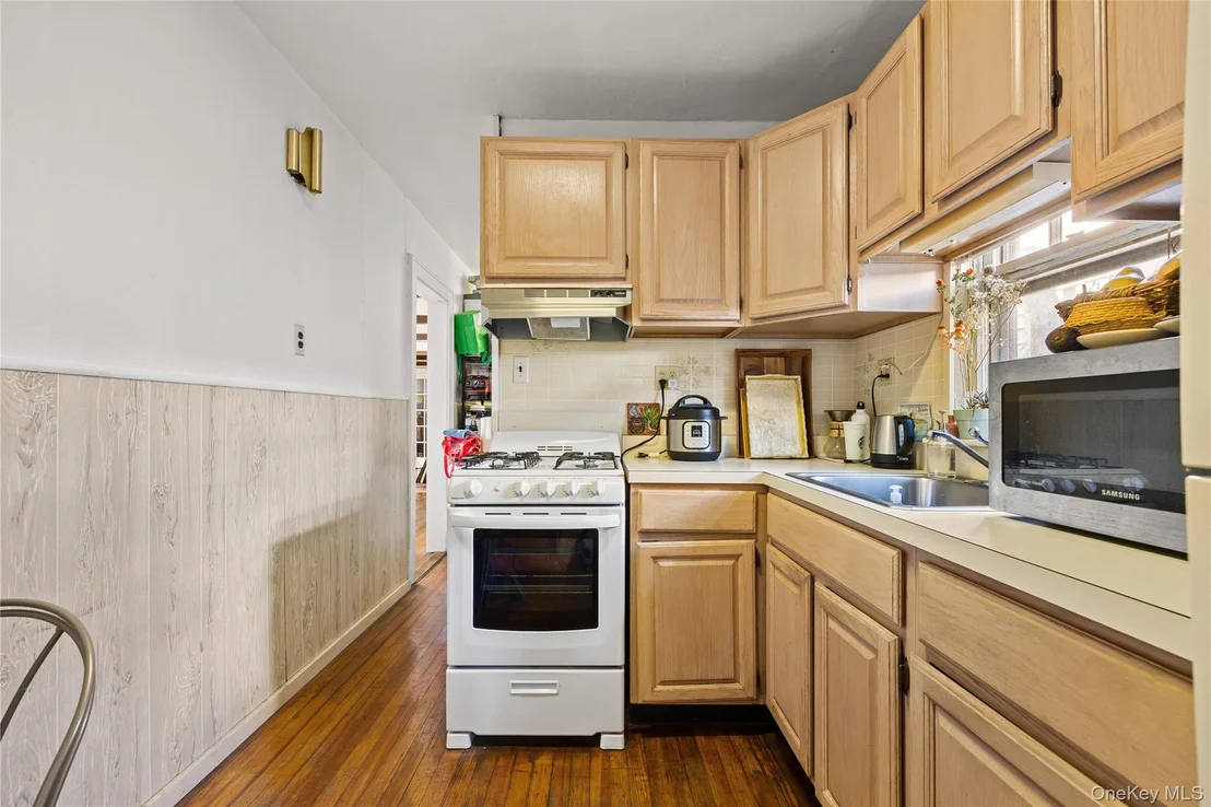 Photo of 45-11 157th Street