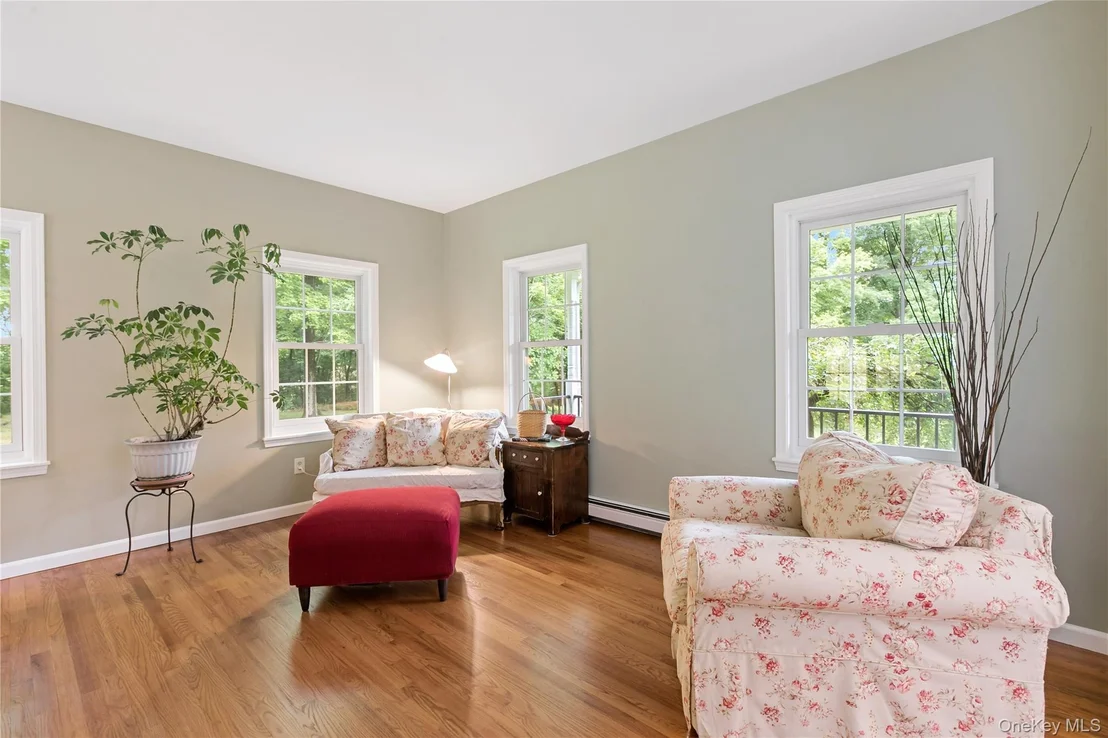 Photo of 310 Avery Road