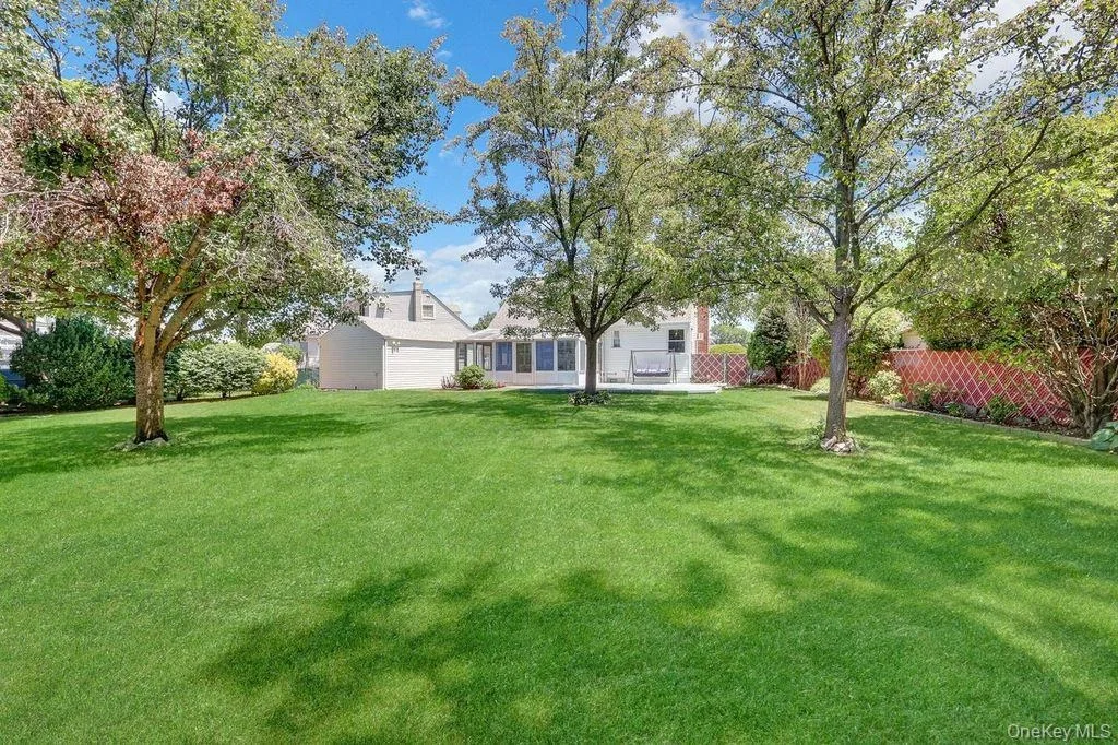 Photo of 955 Cedar Court