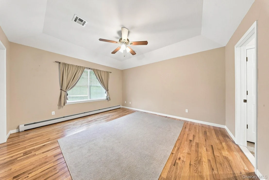 Photo of 236 Springbrook Road