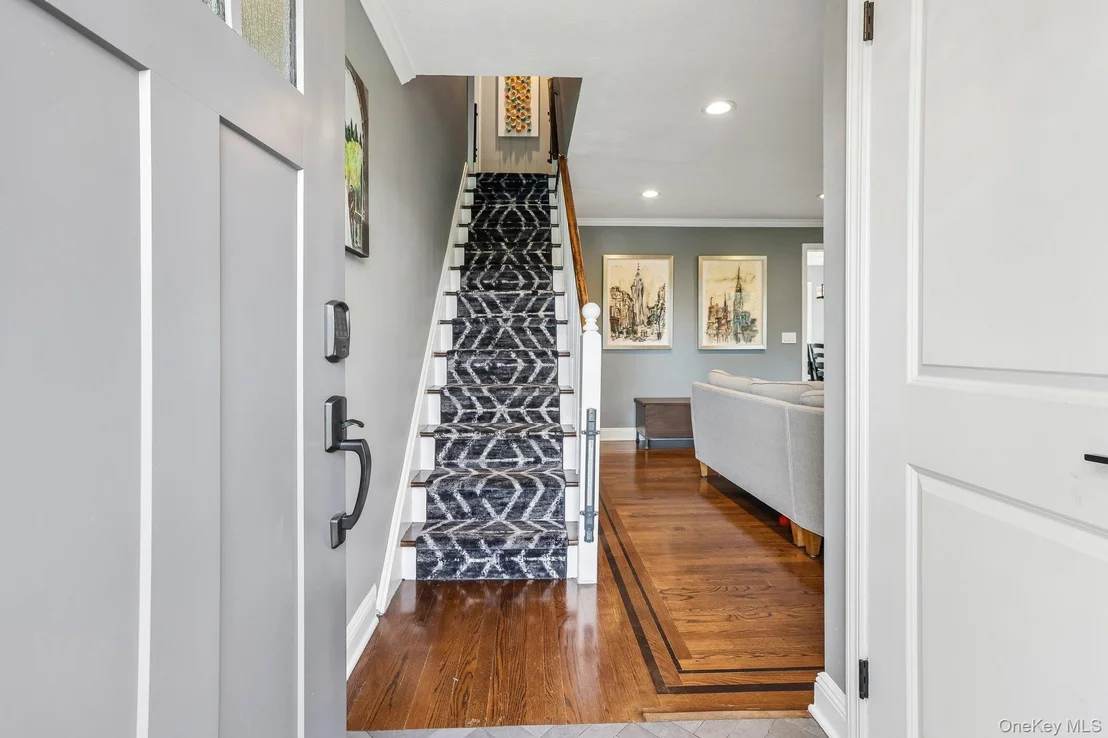 Photo of 512 Westlake Drive