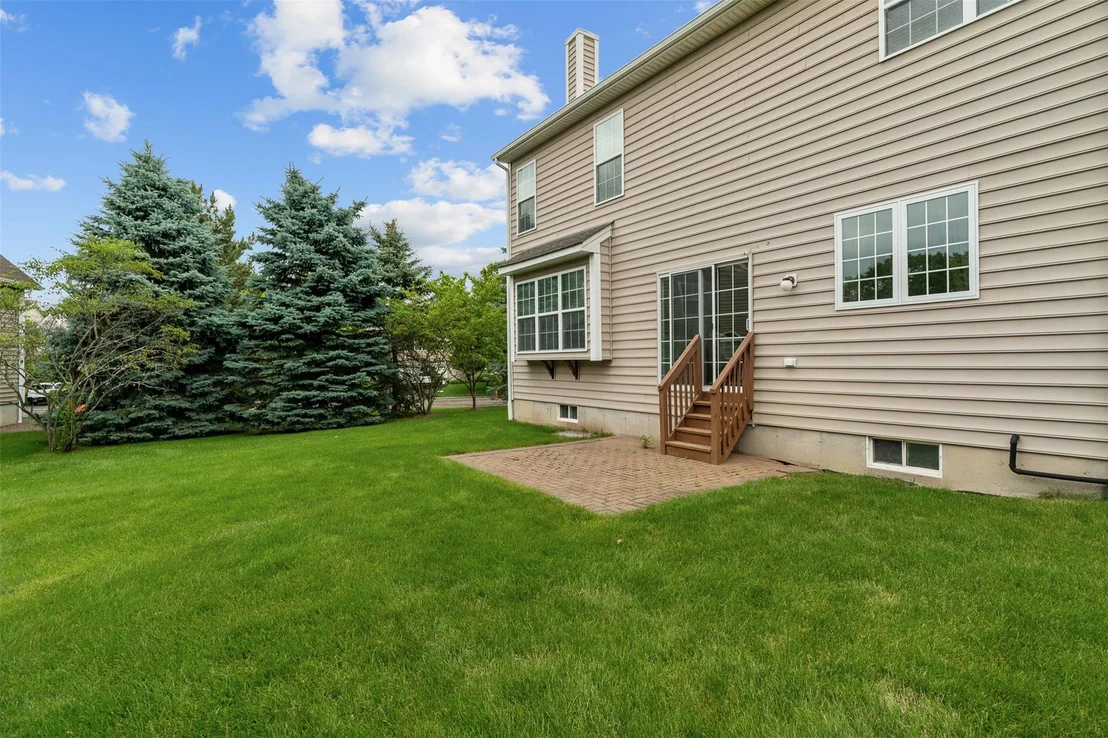 Photo of 640 Creekside Lane
