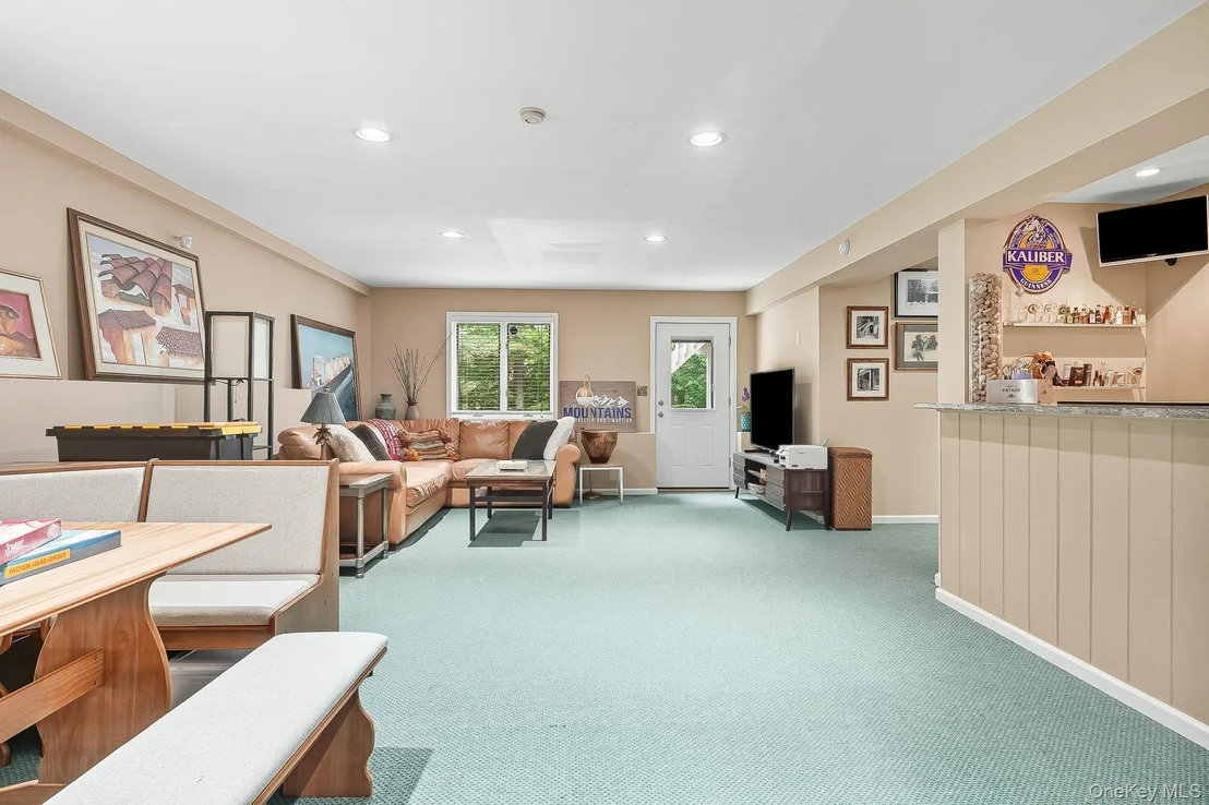 Photo of 181 Arbor Crest