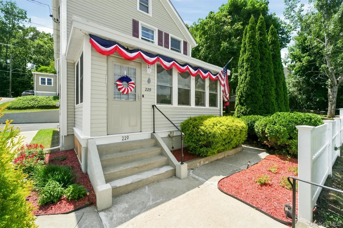 Photo of 229 Tate Avenue
