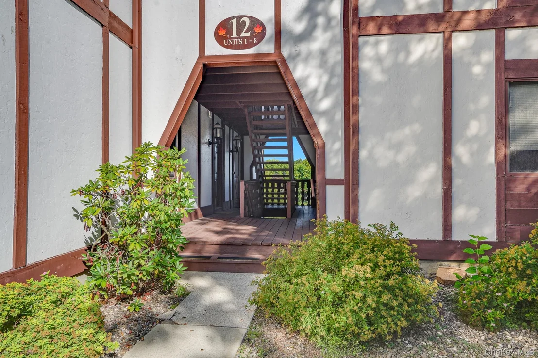 Photo of Unit 8 at 12 Skyline Drive