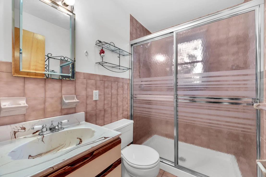 Photo of 187 Minerva Drive