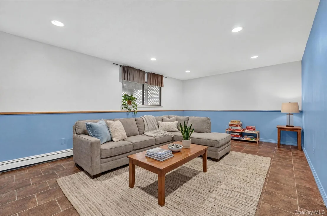Photo of 22 Cambridge Circle