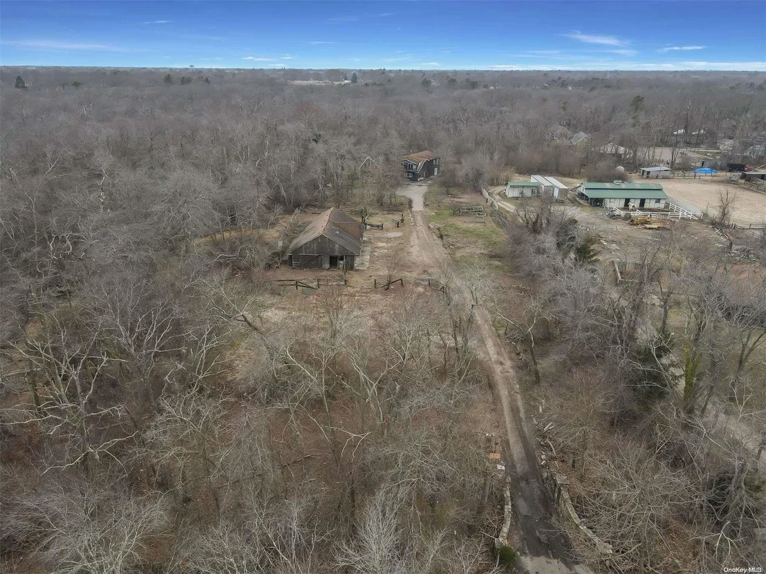 Photo of 32 Deer Path Road