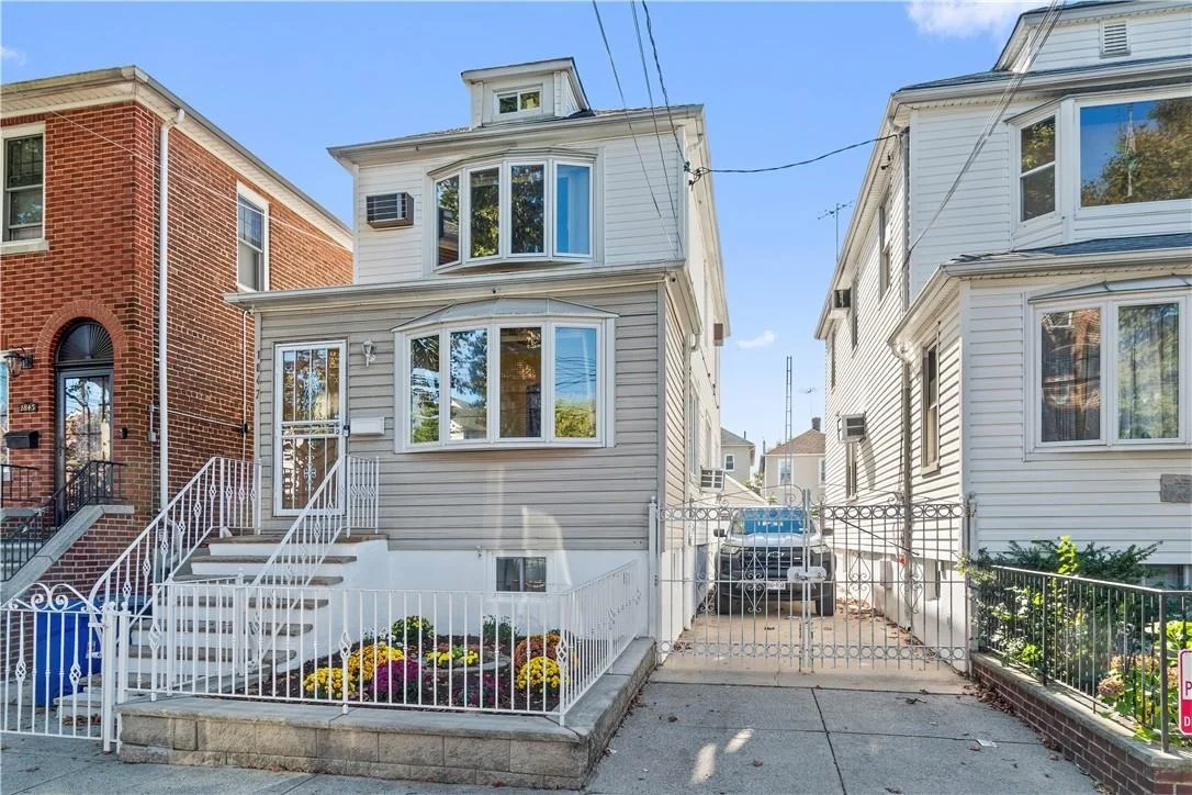 Photo of 1847 Haight Avenue