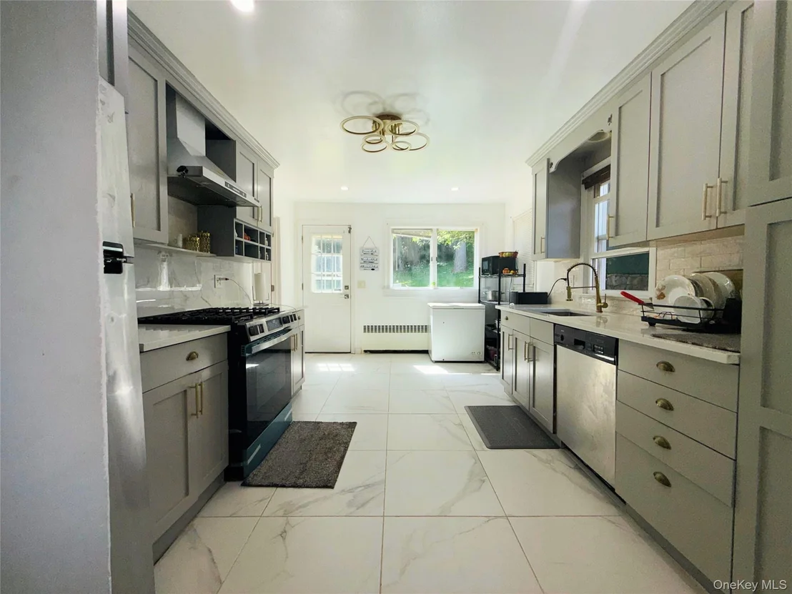 Photo of 9 Valley View Drive