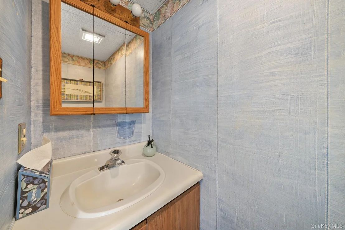 Photo of 105 Williamsburg Drive