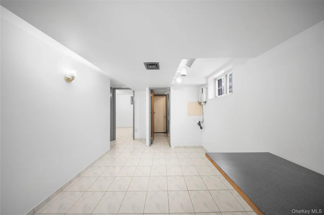 Photo of 32-28 Parsons Boulevard