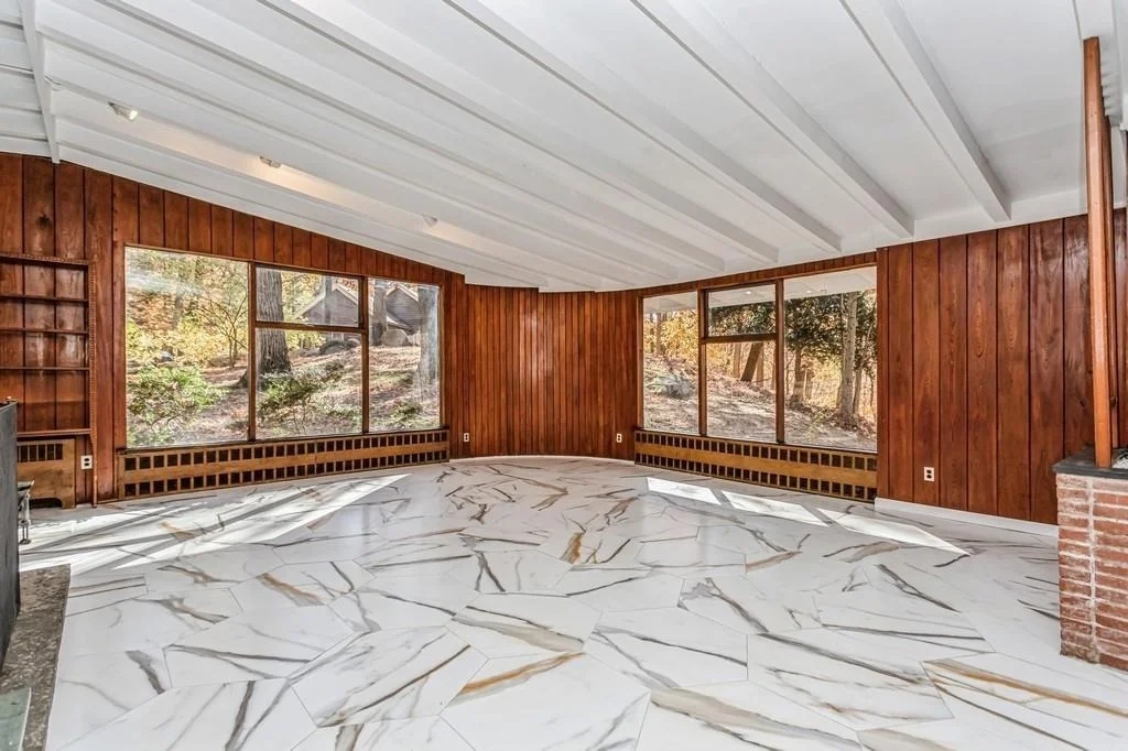 Photo of 595 Quaker Road