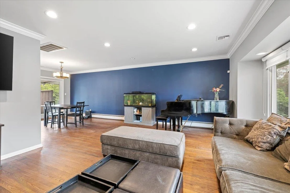 Photo of 11 Voorhis Drive