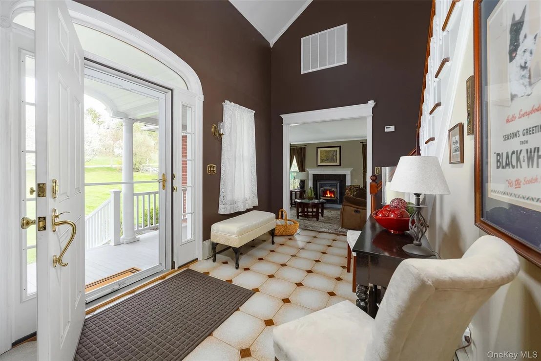 Photo of 102 Beaver Road