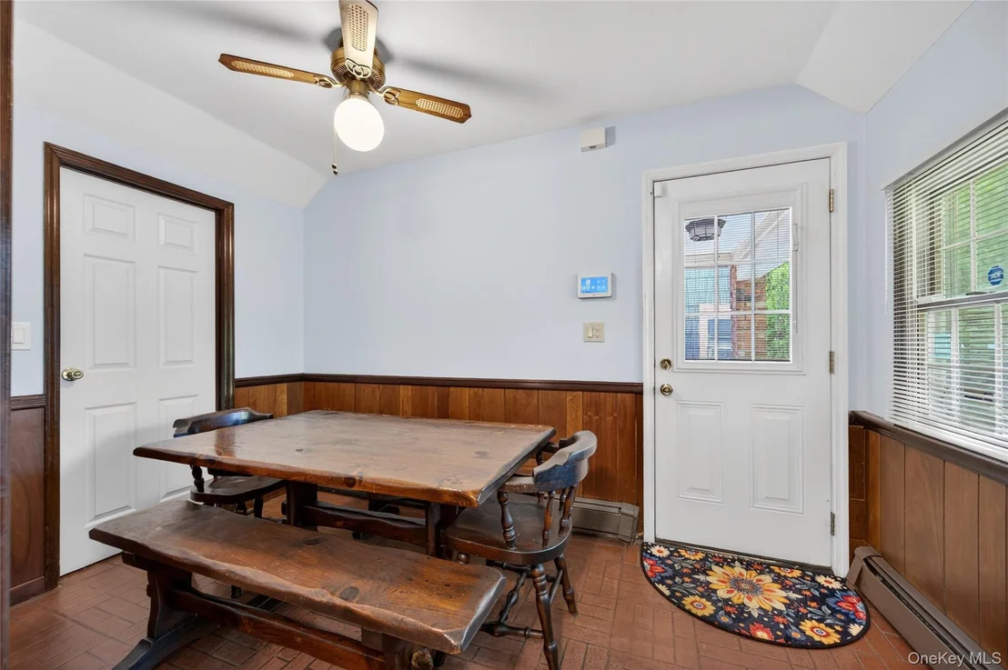 Photo of 261 Wright Avenue
