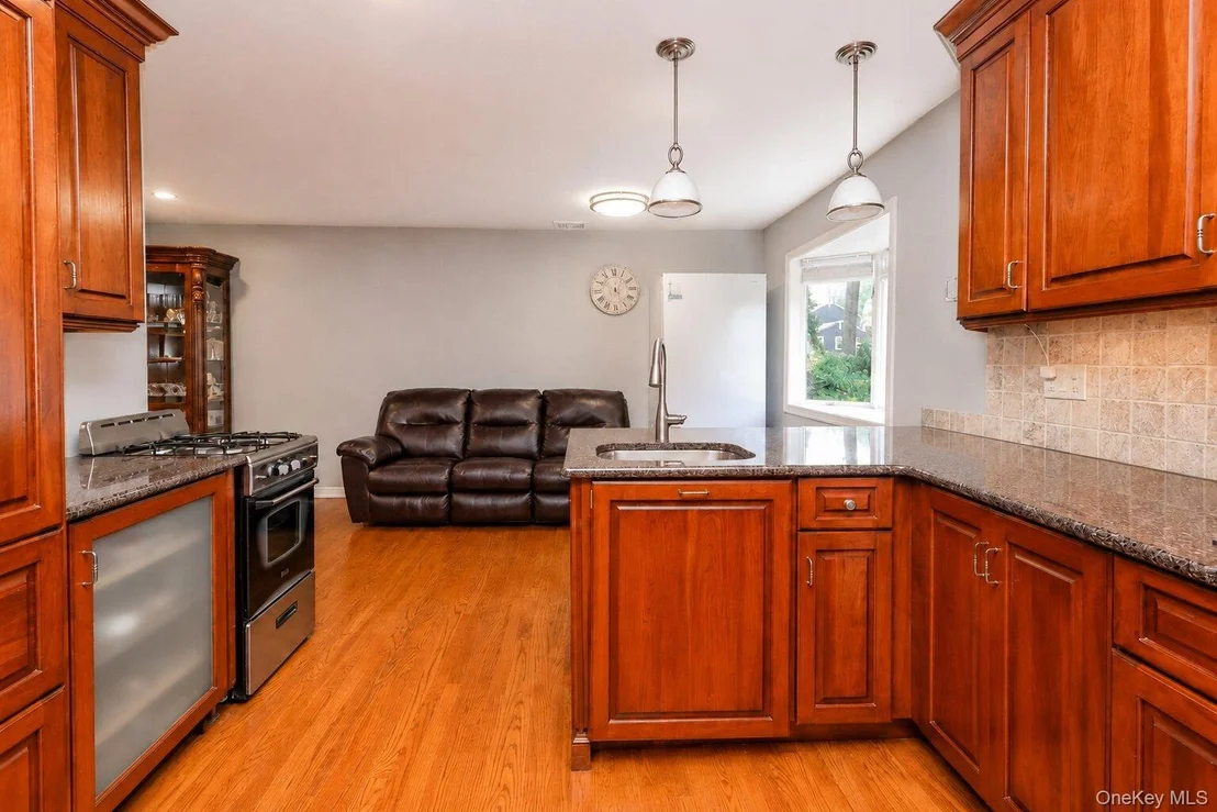 Photo of 132 Hilltop Road