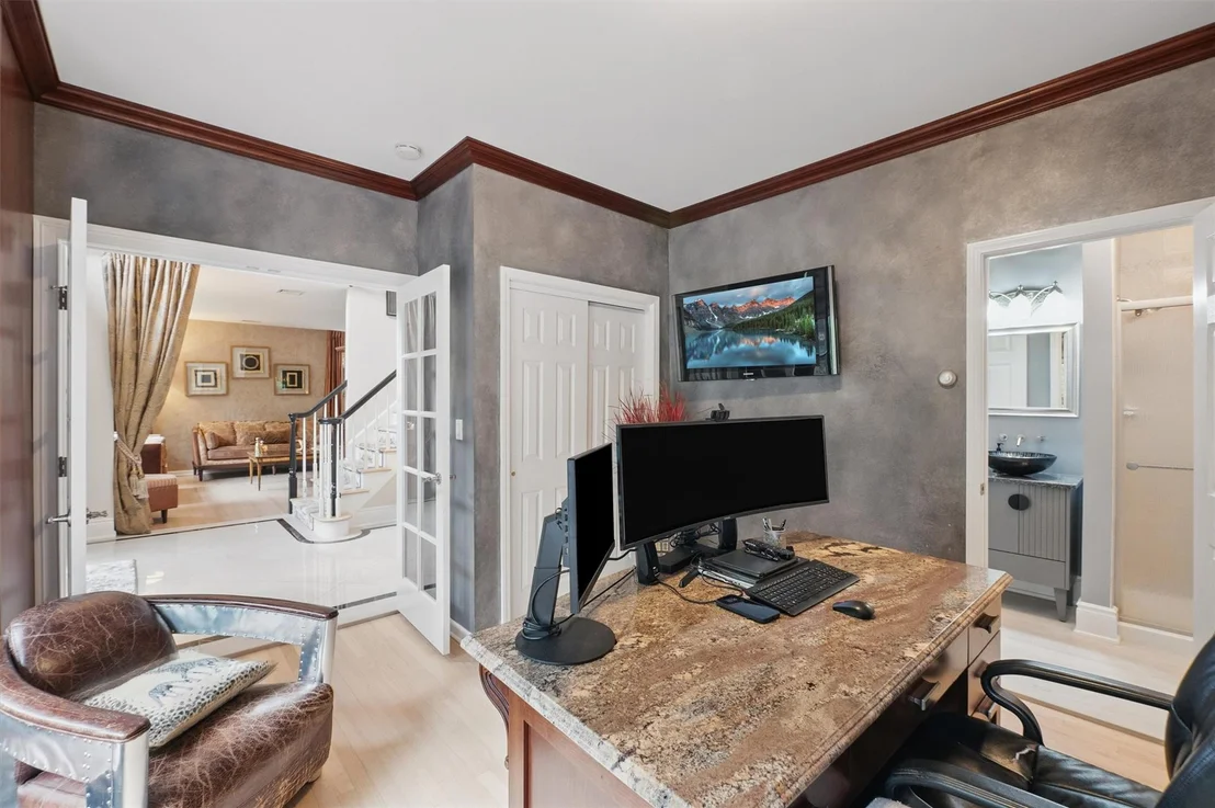 Photo of 21 Golf Course Drive