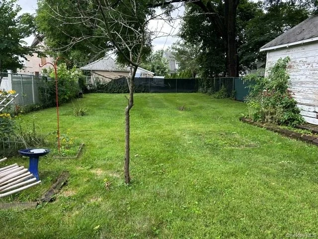 Photo of 44 Davis Avenue