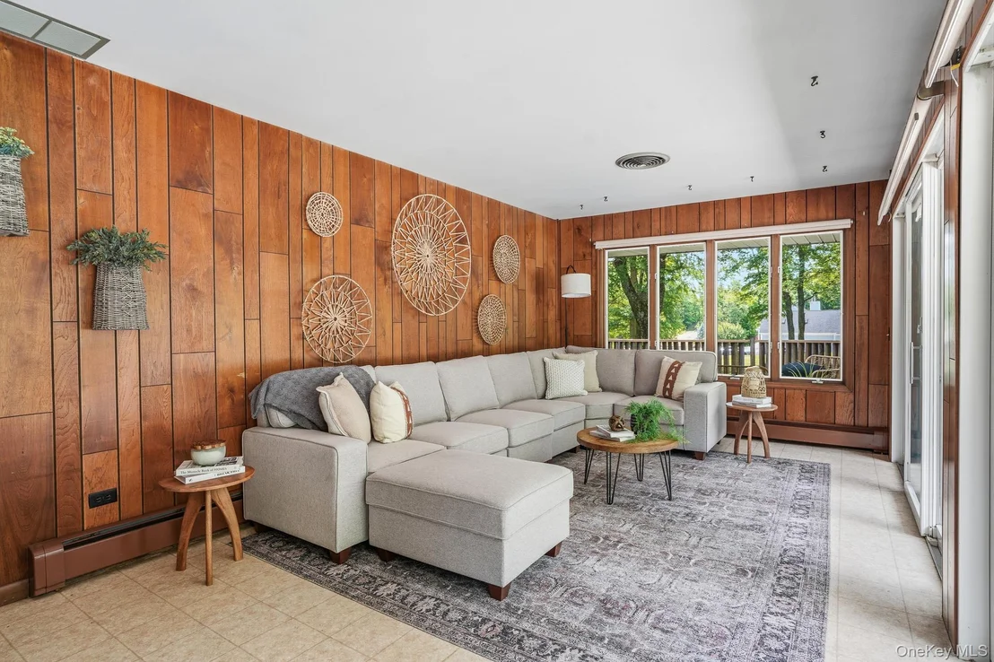 Photo of 21 Vail Road