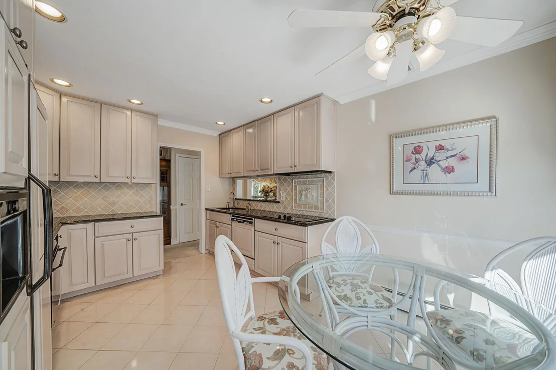 Photo of 33 Lindron Avenue