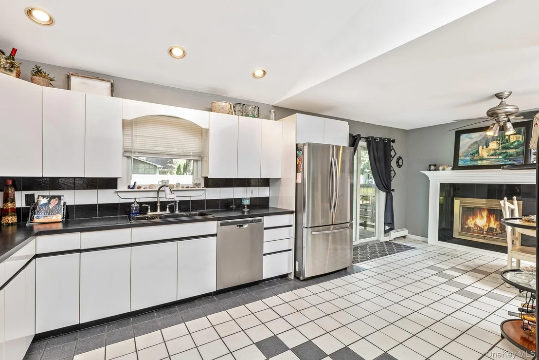 Photo of 21 Aberdeen Drive