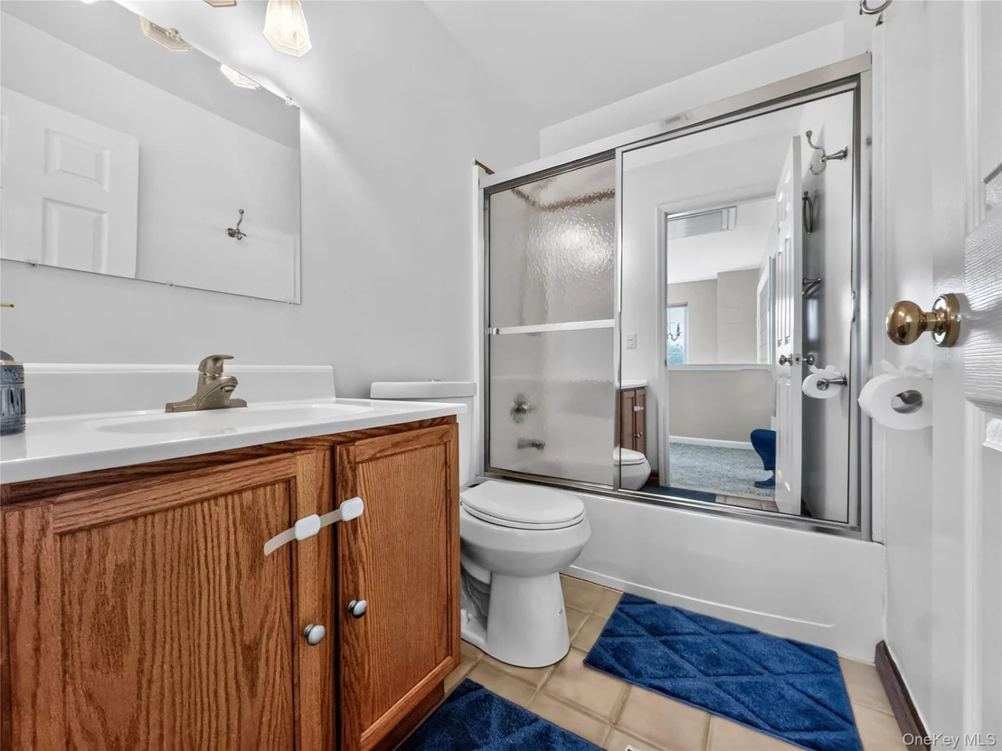 Photo of 115 Delafield Lane