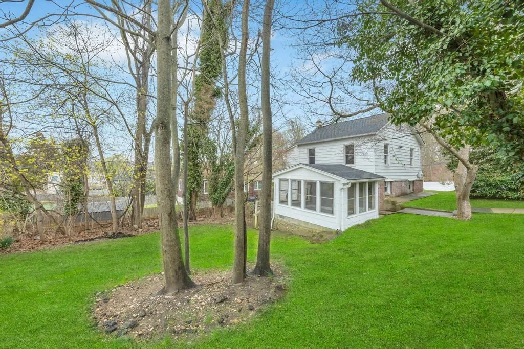 Photo of 152 Walnut Road