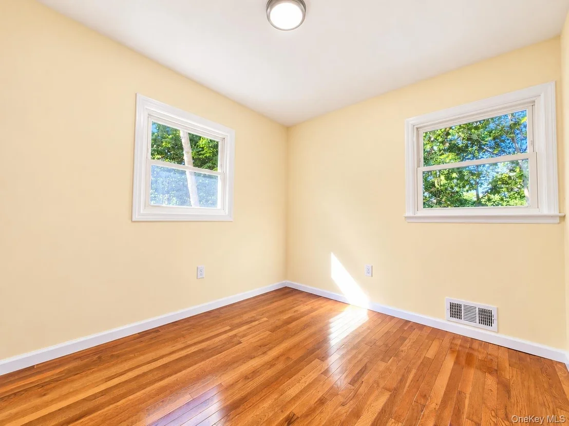 Photo of 11 Clover Drive