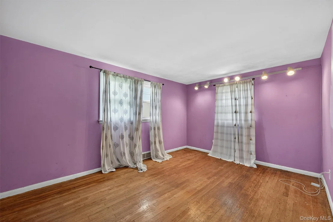 Photo of 11 Bradley Lane