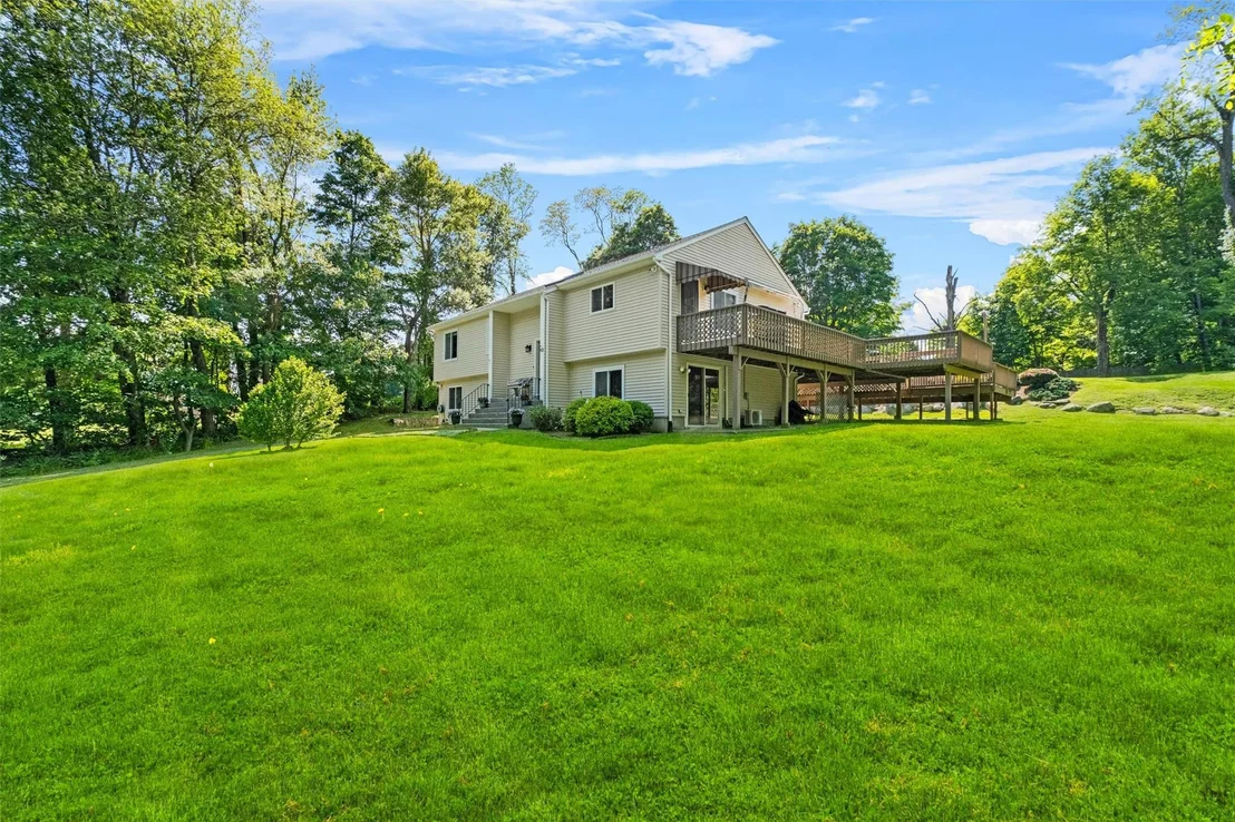 Photo of 10 BlueJay Place
