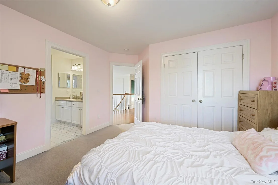 Photo of 42 Deangelis Drive