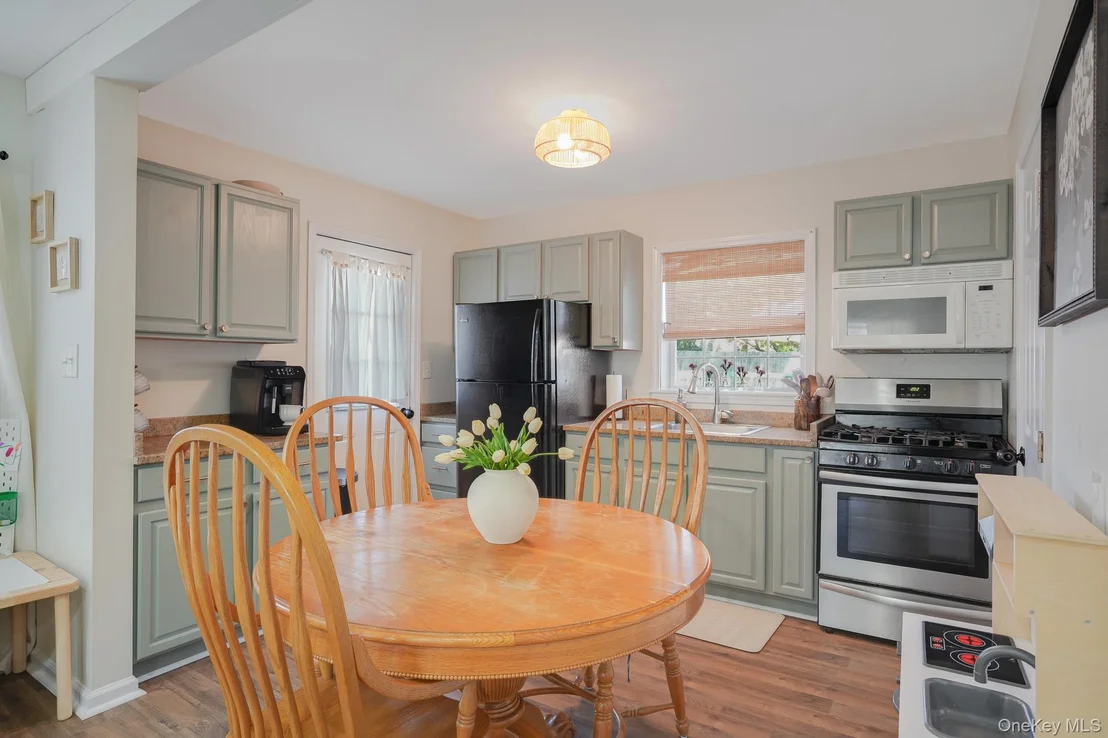 Photo of 2 Stuart Avenue