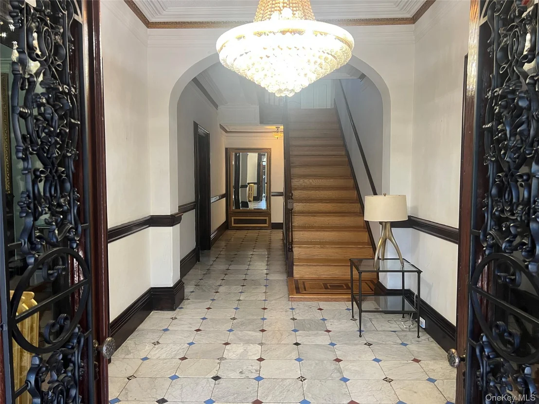 Photo of 12 Monell Place