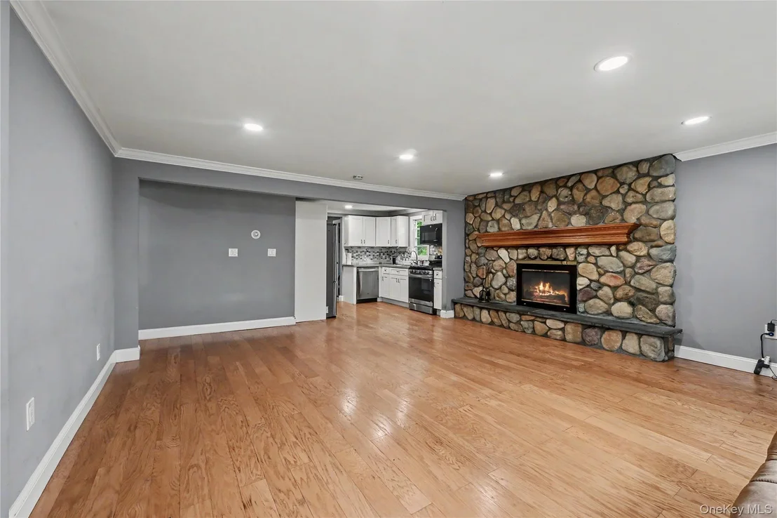 Photo of 74 Longfellow Drive