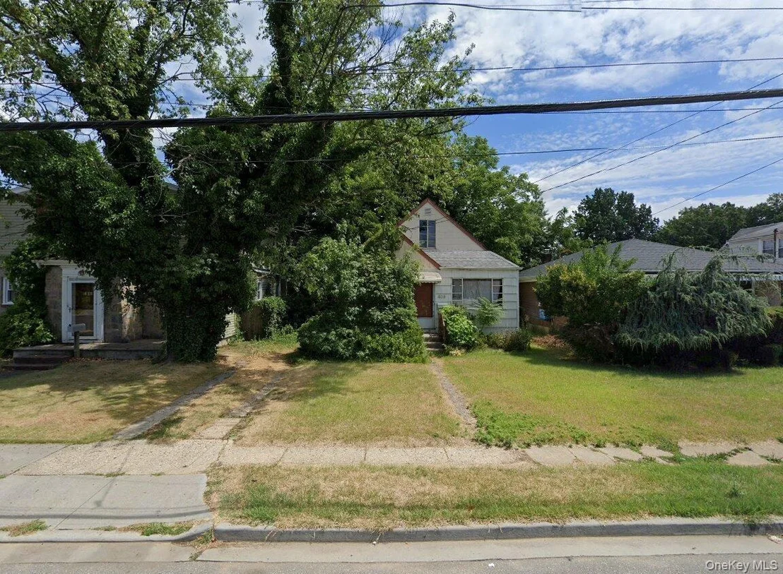 Photo of 408 Vincent Avenue