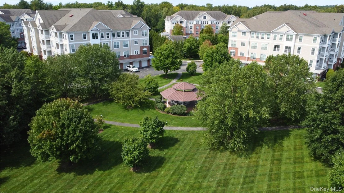 Photo of 621 Regency Drive