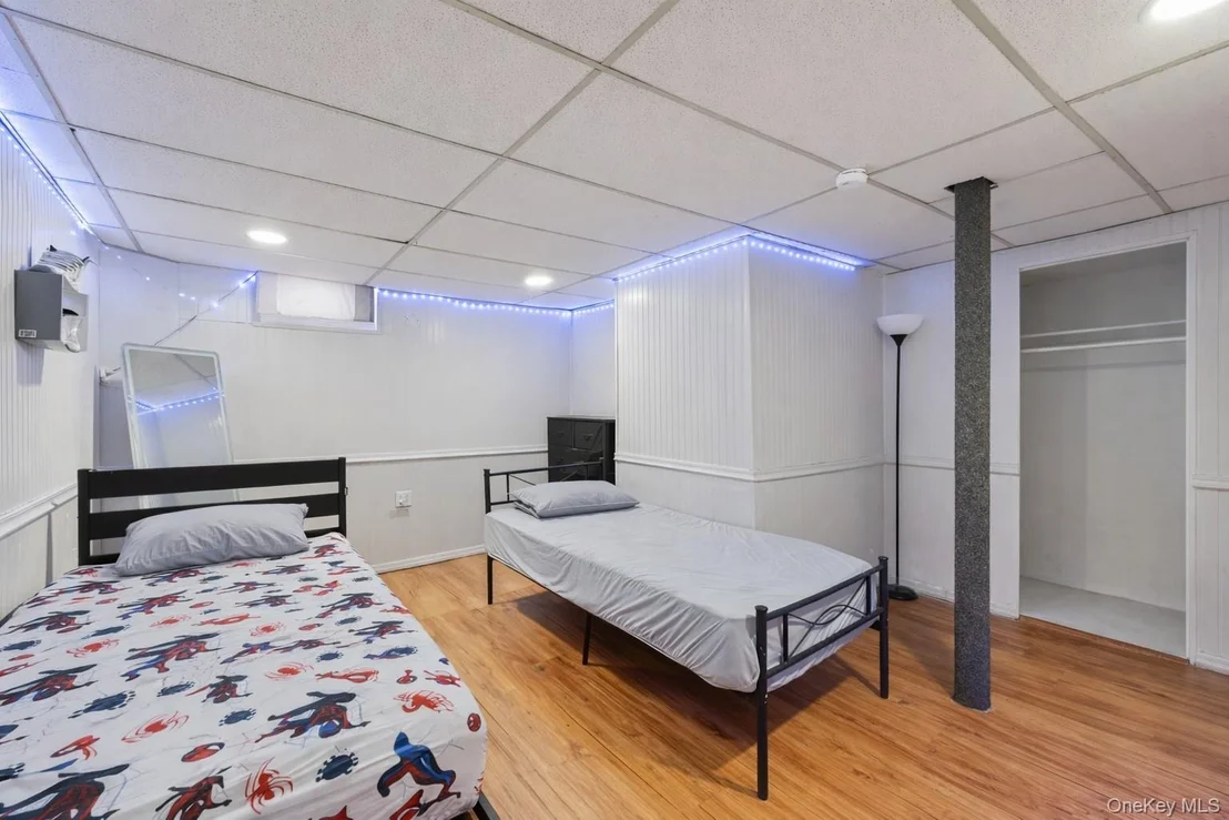 Photo of 19 W Maple Avenue