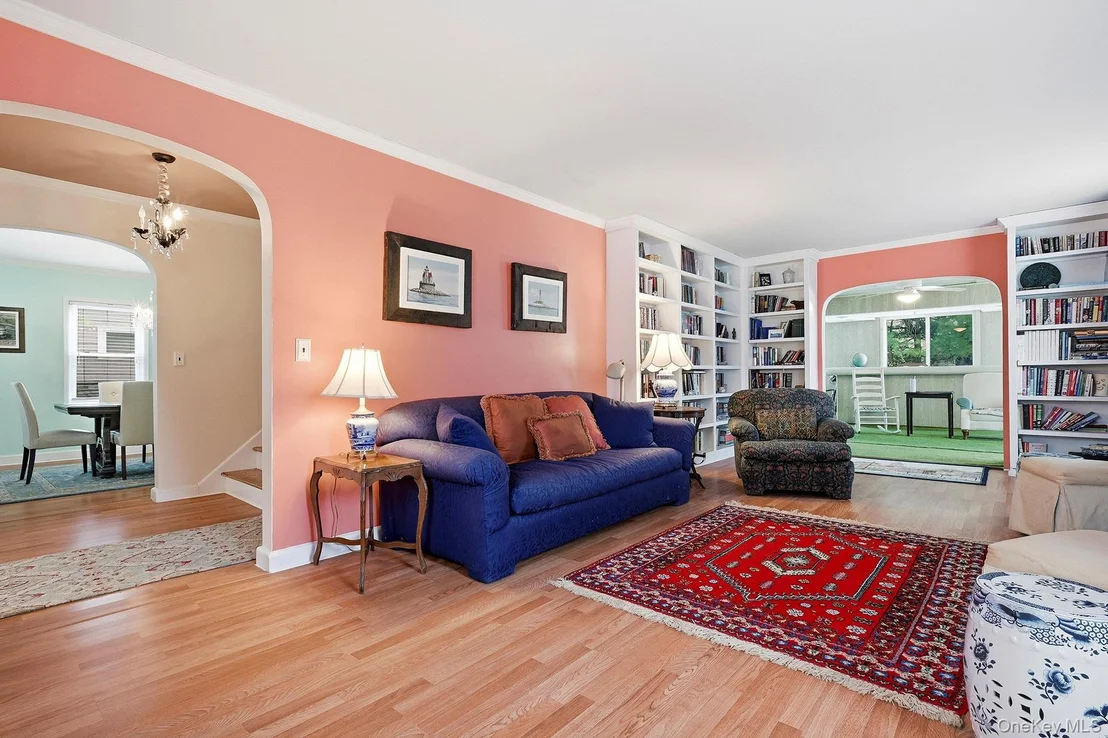 Photo of 1671 Bay Boulevard