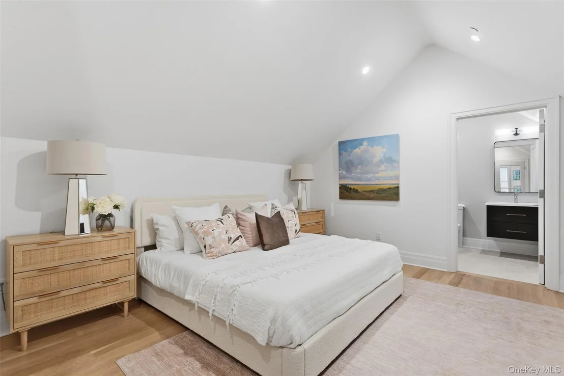 Photo of 83 Orchard Avenue