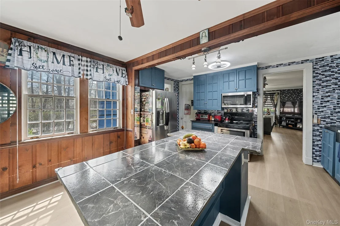 Photo of 75 Chappaqua Road
