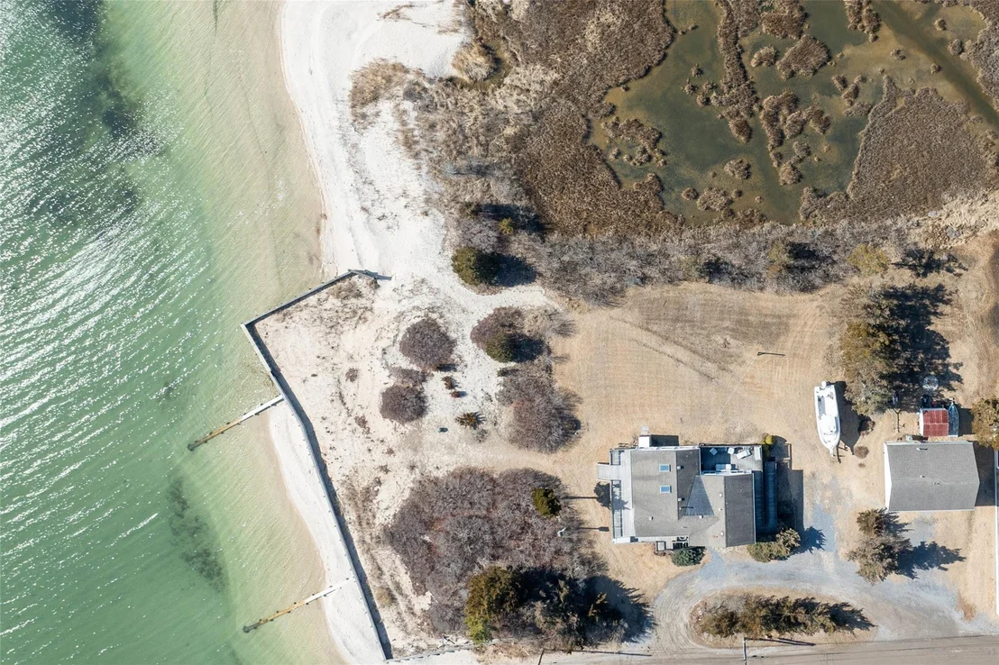 Photo of 17 Beach Road